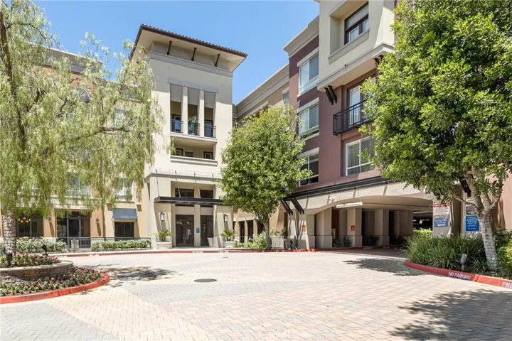 24545 Town Center Drive 5301, Valencia, California 91355