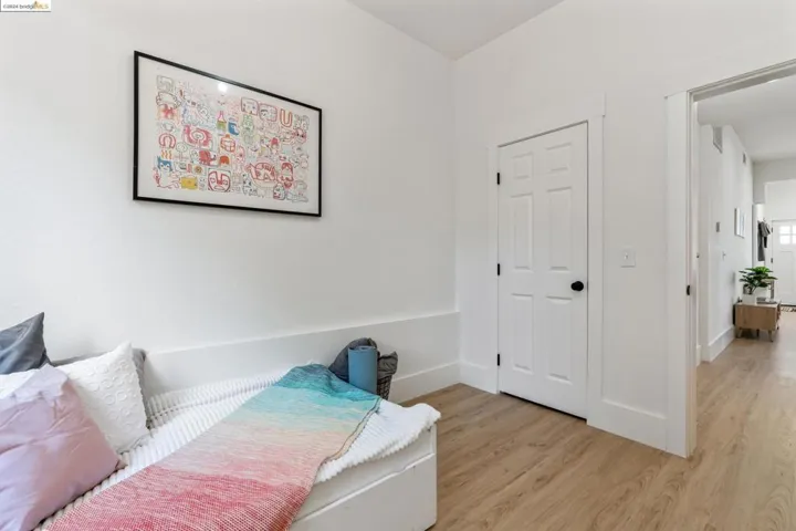 469 Jean C, Oakland, California 94610