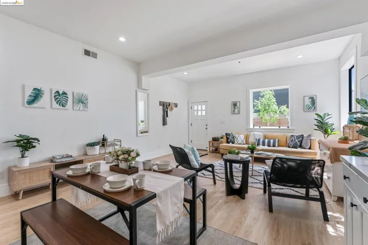 469 Jean C, Oakland, California 94610