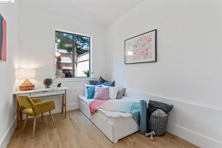 469 Jean C, Oakland, California 94610