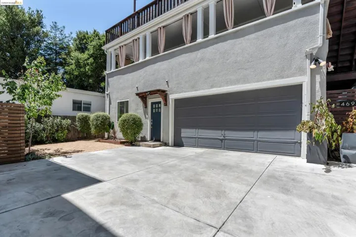 469 Jean C, Oakland, California 94610
