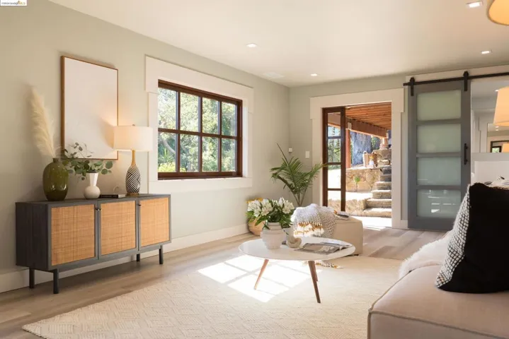 291 The Uplands, Berkeley, California 94705