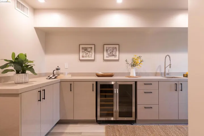 291 The Uplands, Berkeley, California 94705