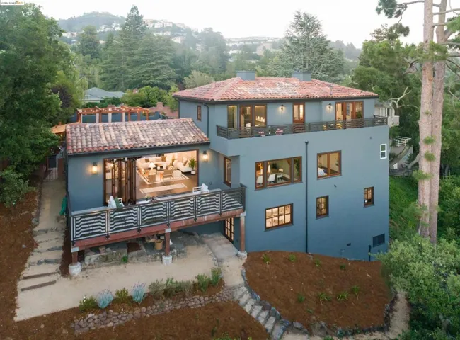 291 The Uplands, Berkeley, California 94705