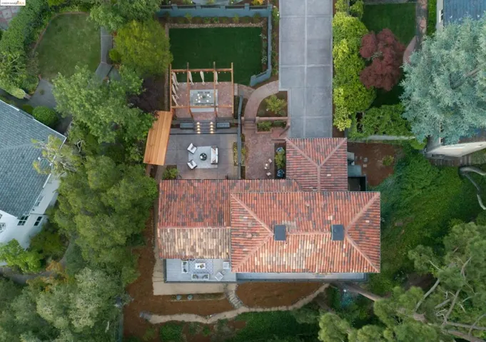 291 The Uplands, Berkeley, California 94705