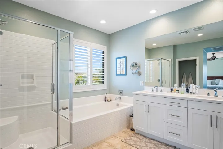 25188 Golden Maple Drive, Canyon Country, California 91387