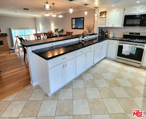 1916 Matthews Avenue B, Redondo Beach, California 90278