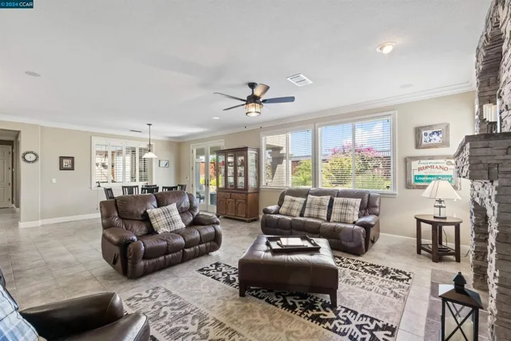 3039 Castle Rock Loop, Discovery Bay, California 94505