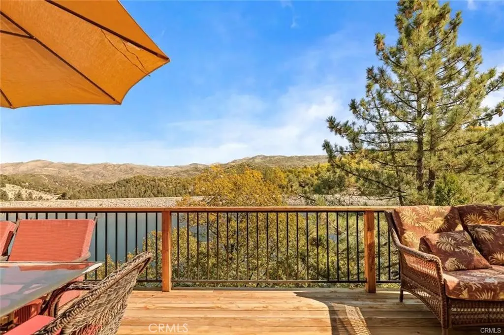 537 Canyon View Road, Lake Arrowhead, California 92321 home-pic-33