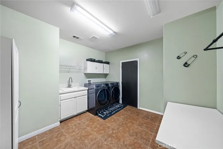 Laundry downstairs