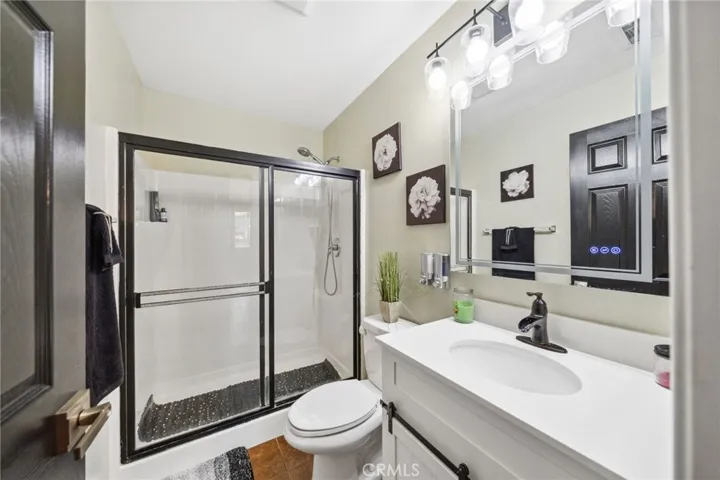 1st floor full bathroom