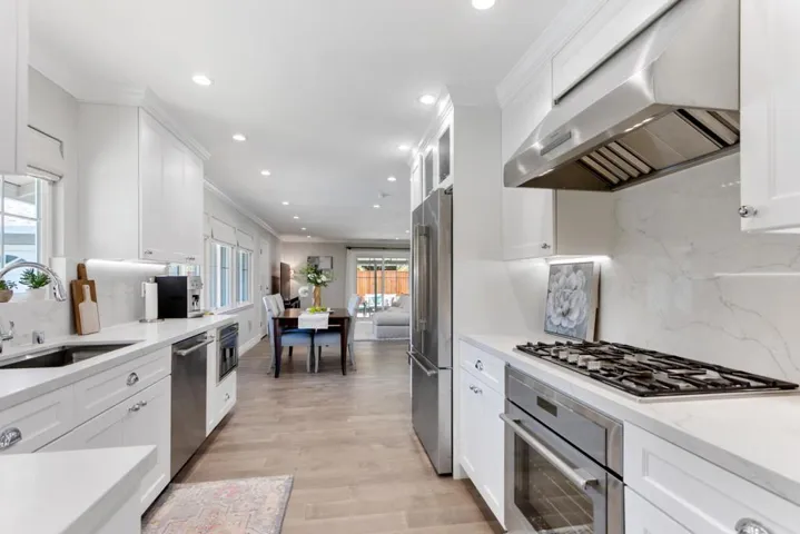 12771 Regan Lane, Saratoga, California 95070