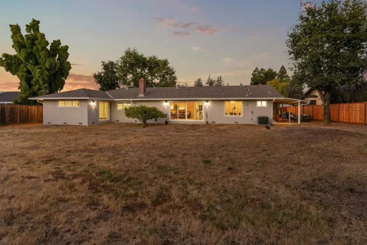 12771 Regan Lane, Saratoga, California 95070