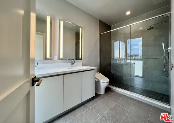 1001 N Fairfax Avenue Ph3, West Hollywood, California 90046