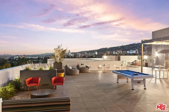 1001 N Fairfax Avenue Ph3, West Hollywood, California 90046