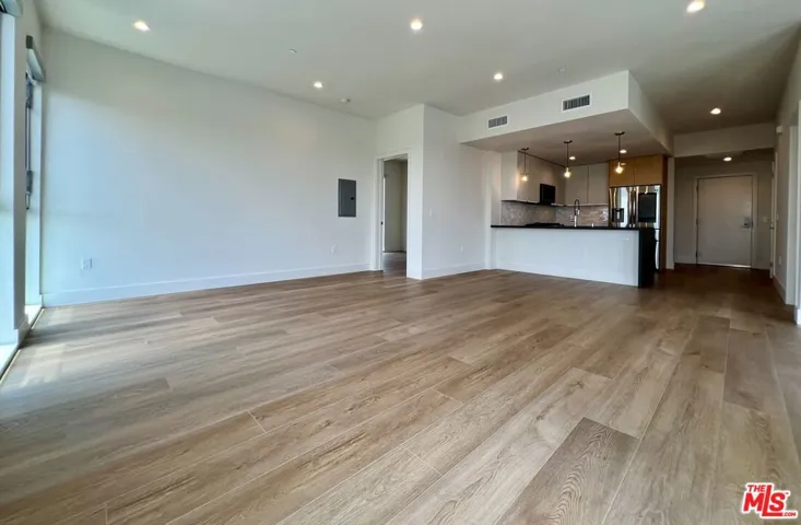 1001 N Fairfax Avenue Ph3, West Hollywood, California 90046