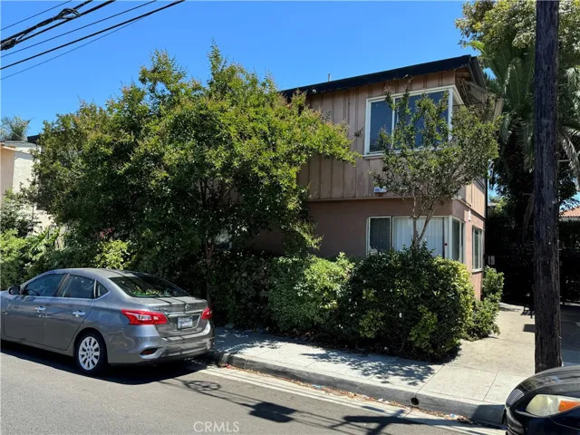1250 E 4th Street 3, Long Beach, California 90802