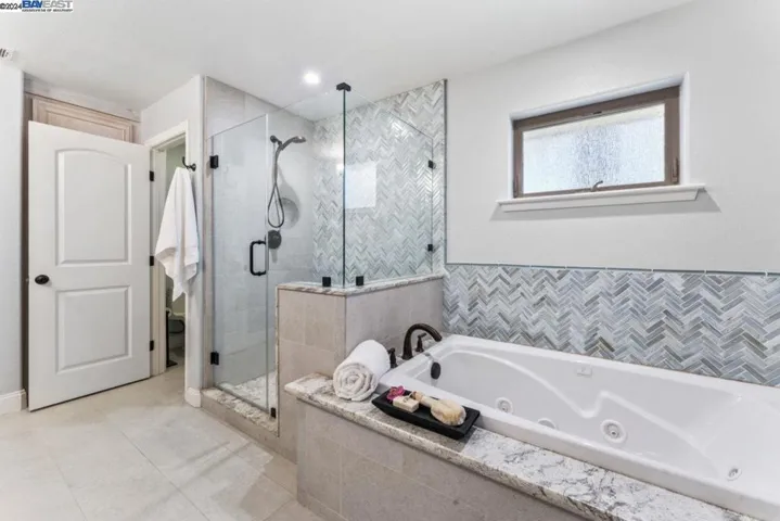 4910 Alhambra Ave, Martinez, California 94553