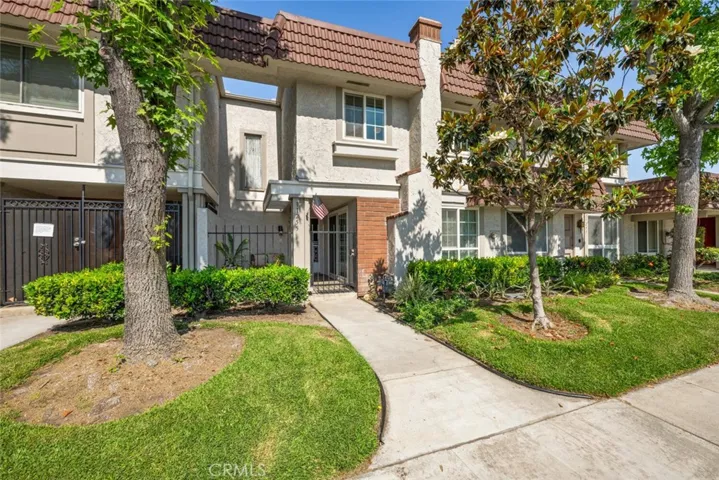 11255 Knott Avenue, Cypress, California 90630