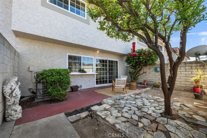 11255 Knott Avenue, Cypress, California 90630