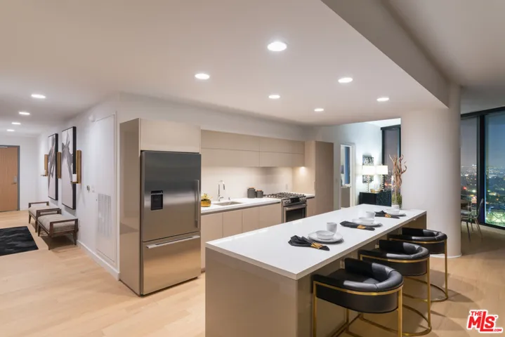1200 S Figueroa Street 1613, Los Angeles, California 90015