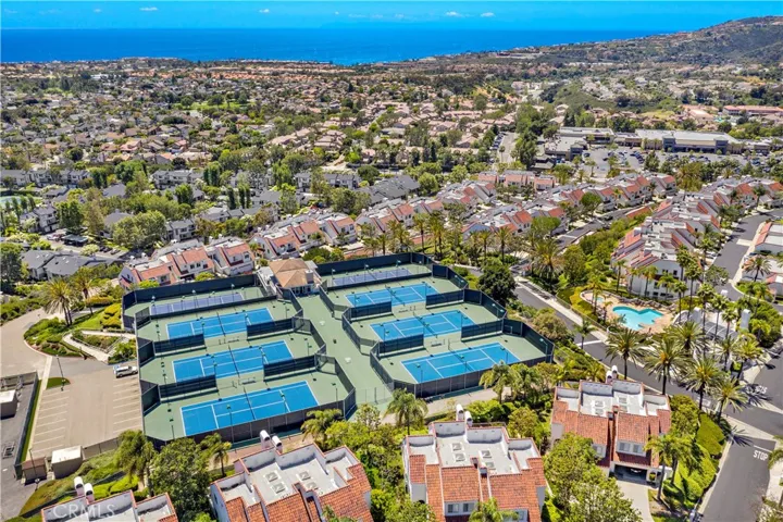 32 Vista Del Mar, Dana Point, California 92629