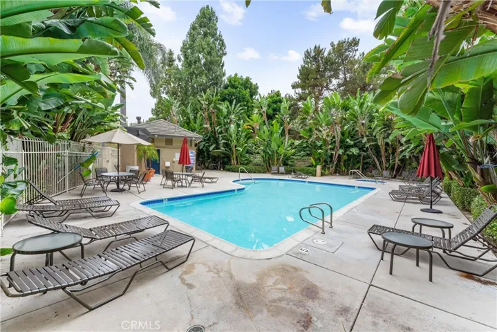 Orleans pool area....private for community. Aliso Viejo Aquatic Community Center is also available for a fee