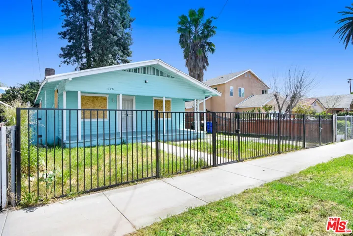 995 N G Street, San Bernardino, California 92410