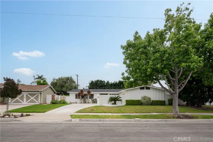 2967 Mindanao Drive, Costa Mesa, California 92626