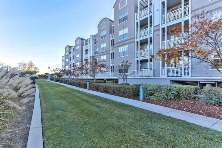3901 Lick Mill Boulevard 128, Santa Clara, California 95054