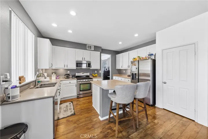 31256 Sierra View Court, Menifee, California 92584