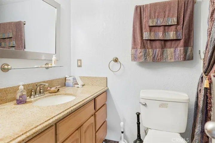 2nd Bathroom