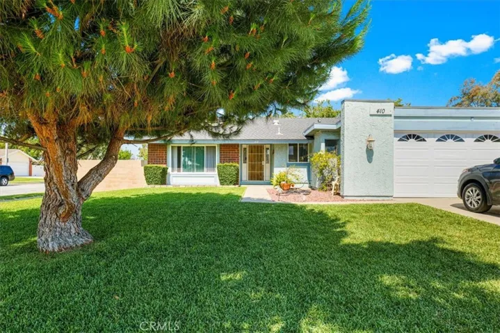 410 N Leaf Circle, Anaheim Hills, California 92807