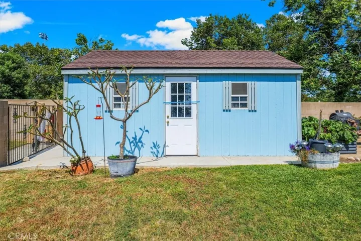 Shed