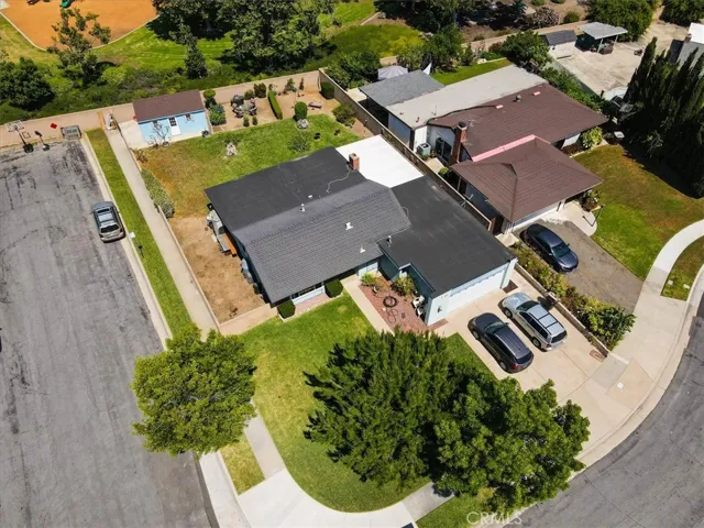 410 N Leaf Circle, Anaheim Hills, California 92807