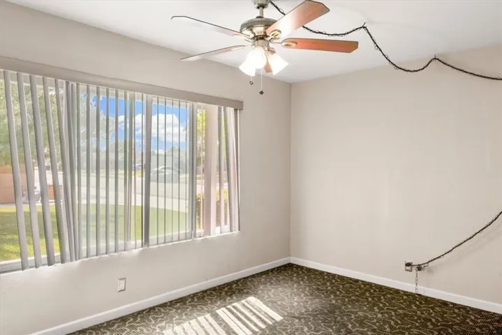 Bedroom / Office