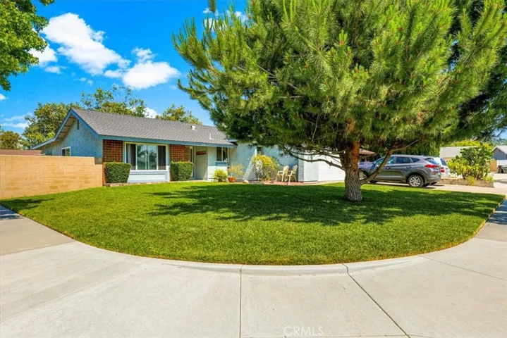 410 N Leaf Circle, Anaheim Hills, California 92807