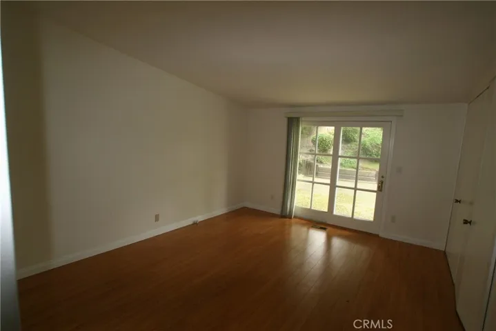 Master Bedroom-Large