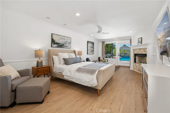 Downstairs Primary with french door and large window to the garden!