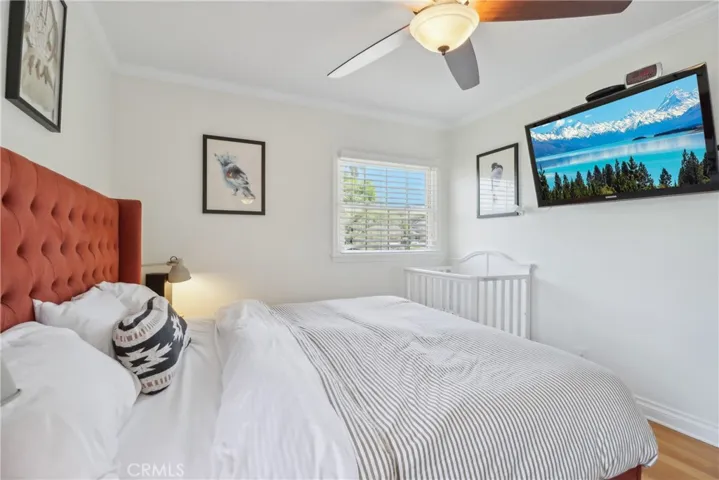 10245 Newhome Avenue, Sunland, California 91040