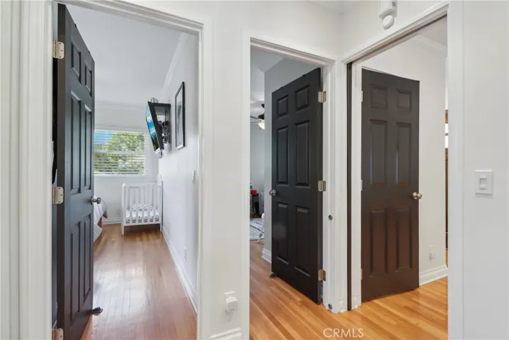 10245 Newhome Avenue, Sunland, California 91040
