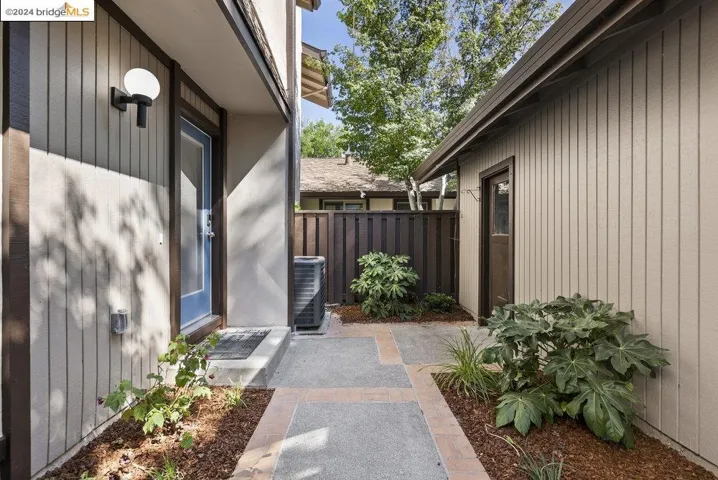 1961 Countrywood Ct, Walnut Creek, California 94598