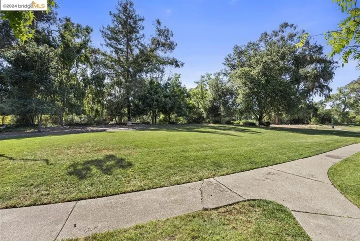1961 Countrywood Ct, Walnut Creek, California 94598