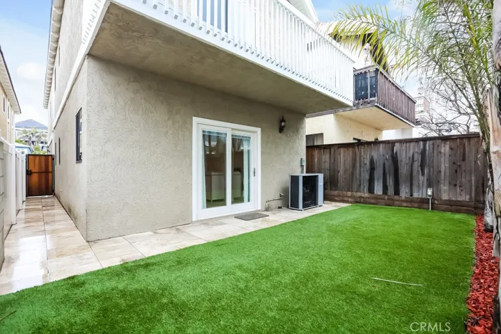 1640 Haynes Lane, Redondo Beach, California 90278