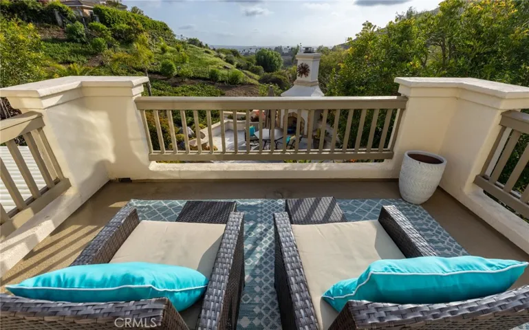 733 Vista Point Circle, Vista, California 92084