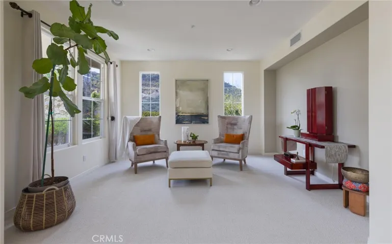 733 Vista Point Circle, Vista, California 92084