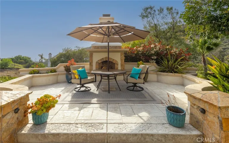 733 Vista Point Circle, Vista, California 92084
