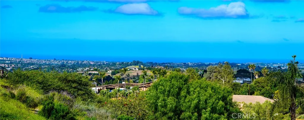733 Vista Point Circle, Vista, California 92084