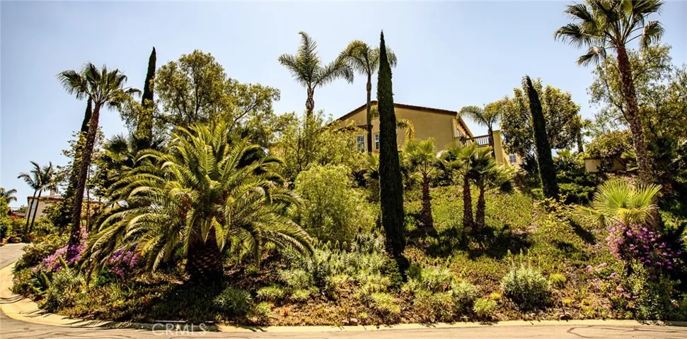 733 Vista Point Circle, Vista, California 92084