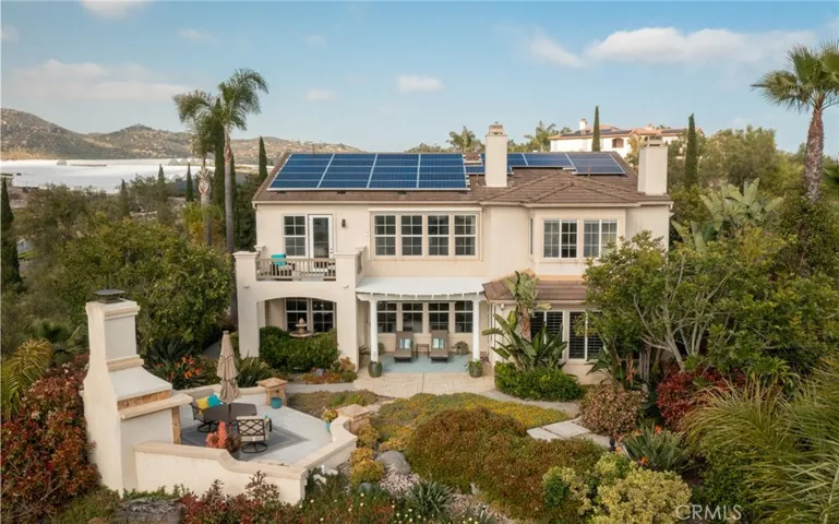 733 Vista Point Circle, Vista, California 92084